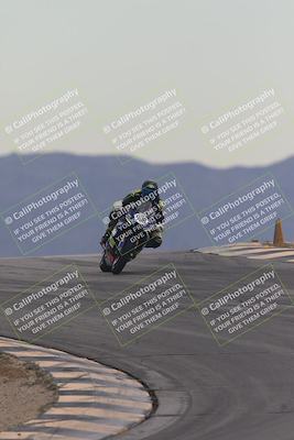 media/Sep-21-2025-Race Pace (Sun) [[98bf33ef95]]/Non Verified/1-Turns 9 and 10 (8am)/